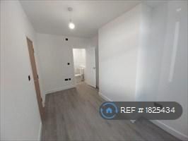 6 bedroom terraced house to rent - Photo 3