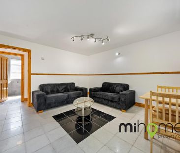 2 bedroom detached bungalow to rent - Photo 3