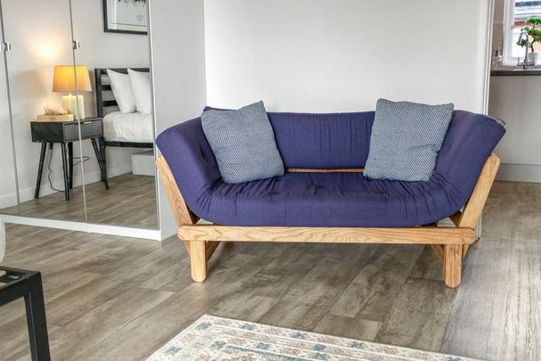 Pavilion Place - Photo 1