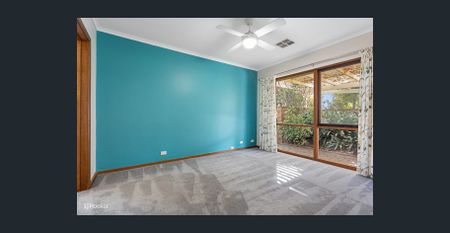 Family Home! - Photo 3