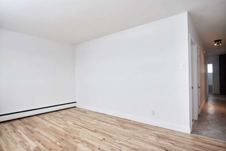 374, boulevard Pierre-Bertrand · 2e étage - Photo 3