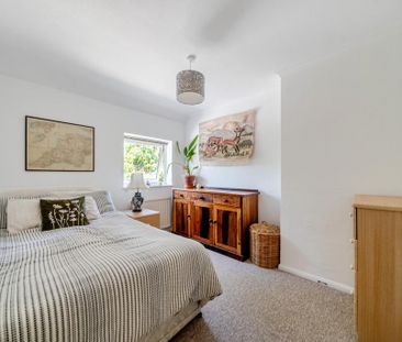 2 bedroom semi-detached house to rent - Photo 4