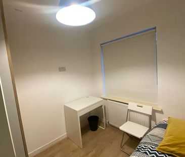 Seven Oaks, Dublin - Photo 1