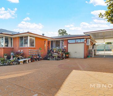 Family Comfort and Convenience in the Heart of Crestwood! - Photo 4