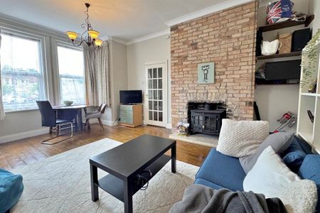 2 bedroom flat to rent - Photo 4