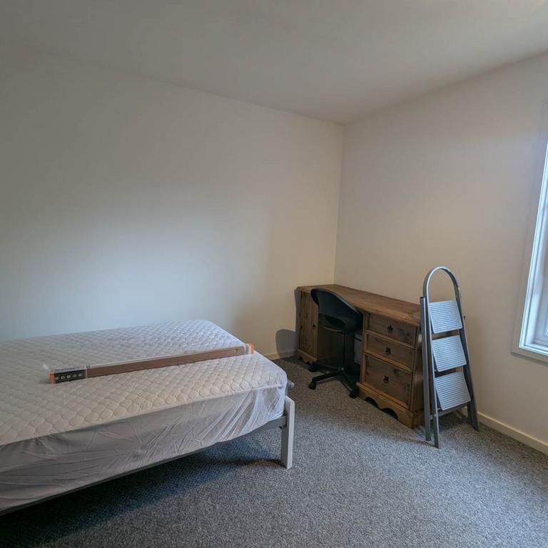 4 bedroom house to rent - Photo 1