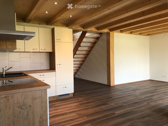 Charmante 4-Zimmer-Doppelhaushälfte in Wolfwil - Photo 1