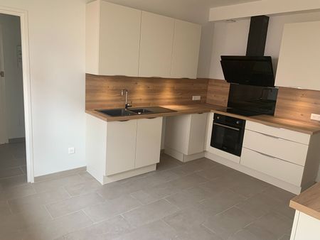 Location Maison 4 pièces 123m² - Photo 5