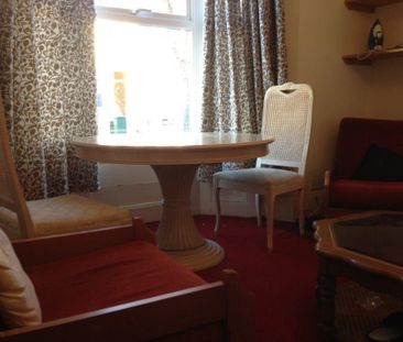 3 bedroom maisonette to rent - Photo 4