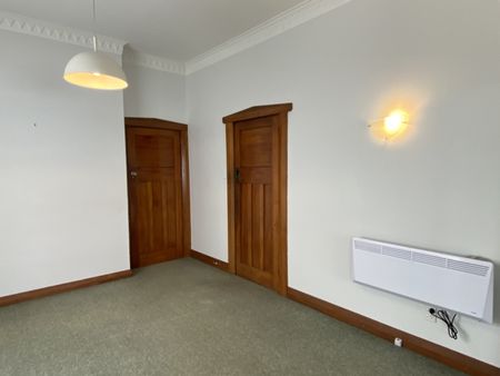 7 Trafalgar Street, Johnsonville - Photo 3