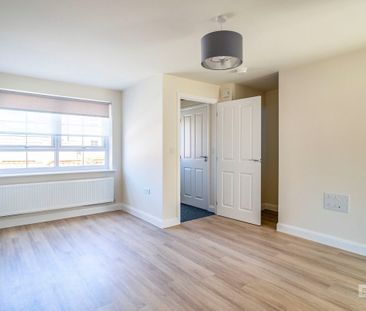 Almond Avenue, Whittlesey, PETERBOROUGH - Photo 6