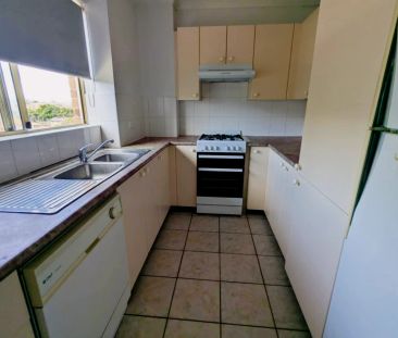 3 bed 1.5 bath - Photo 5