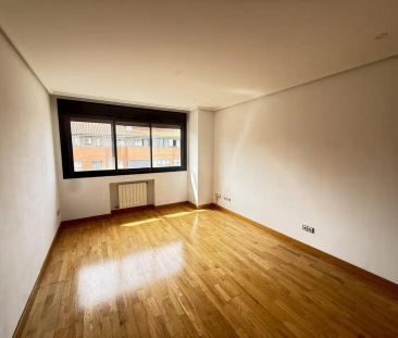 Piso de alquiler en De Euterpe, Rejas - Foto 2