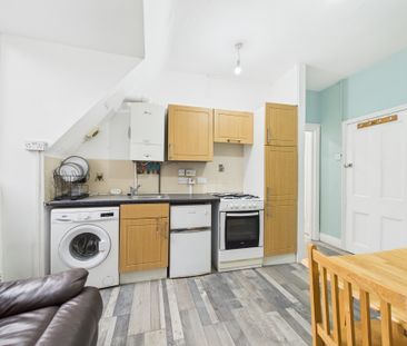 23 Burnt Ash Lane, Bromley, BR1, London - Photo 2