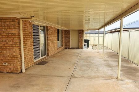 9 Vern Schuppan Drive, Whyalla Norrie SA 5608 - Photo 2
