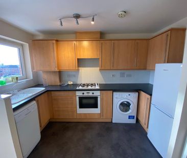 2 bedroom apartment to rent - Photo 5