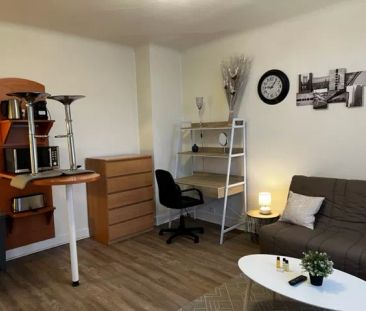 Appartement T1 meublé 37520 LA RICHE - Photo 2