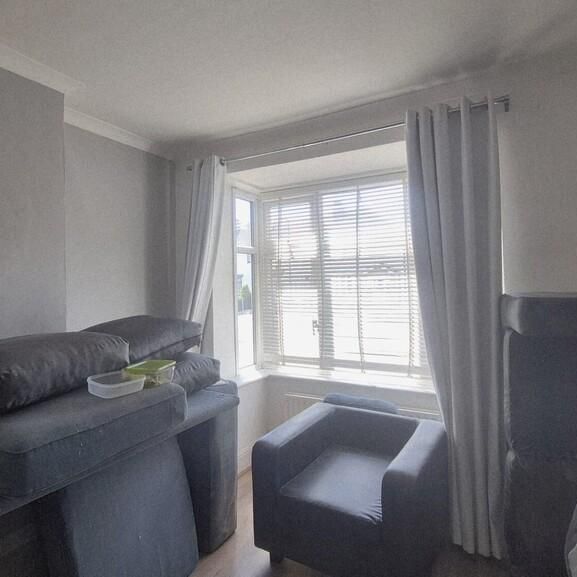 4 bedroom terraced house to rent - Photo 1