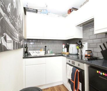Studio to rent - Photo 4