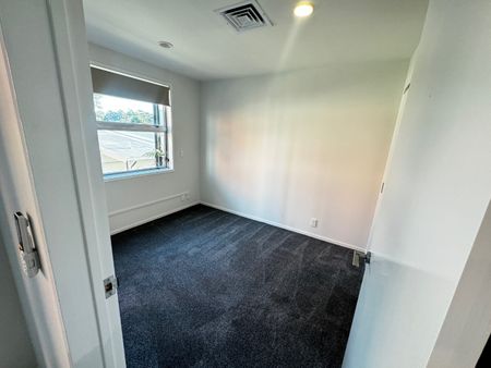 Albany - Modern Apartment Centrally Located - Photo 2