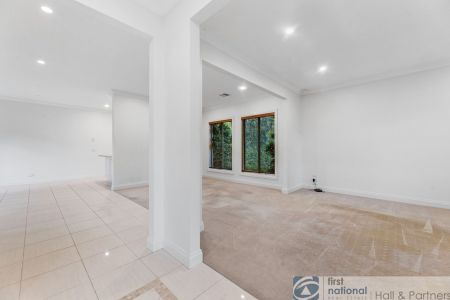 1 / 29 Kemp Avenue, Mount Waverley - Photo 3