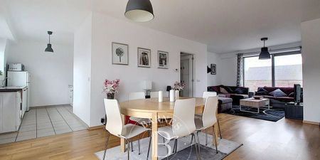 Woning te huur in Etterbeek voor € 3.050 met 3 slaapkamers - Foto 2