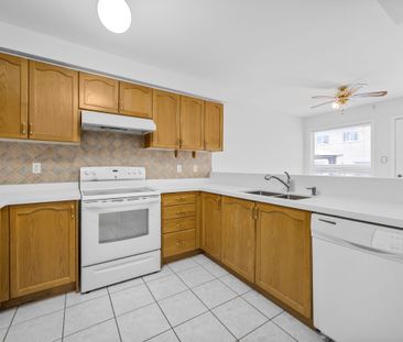 For Lease - 10 Ferris Street, Richmond Hill, Ontario - Photo 4