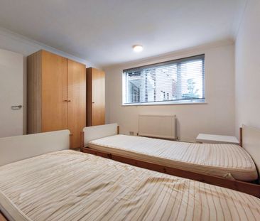 Thackeray Court, Hanger Vale Lane, London W5 - Photo 5