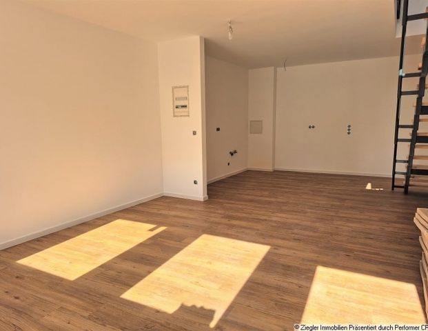 Moderne sonnige Maisonette-Wohnung im Loft-Stil in Mannheim-Seckenheim - Erstbezug - 303962 - Photo 1