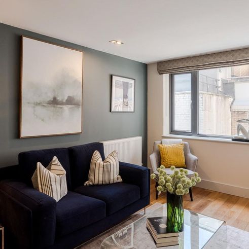 Lovat Lane - Photo 1