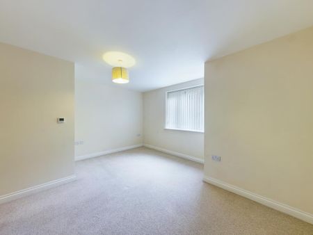 1 bedroom ground floor flat to rent - Photo 2