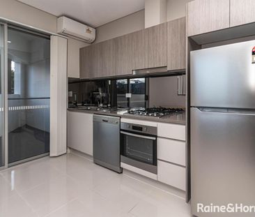 Furnished One Bedroom In Great Location! - Photo 2