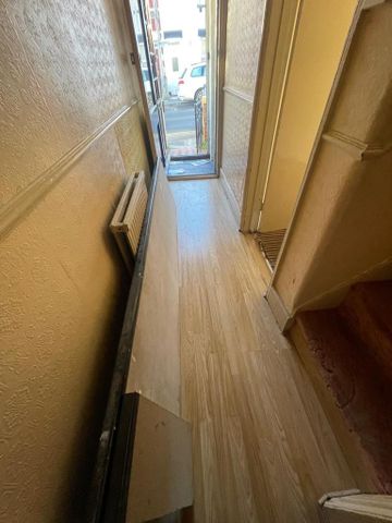 3 bedroom terraced house to rent - Photo 4