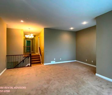 722 Adams Way Southwest - Photo 4