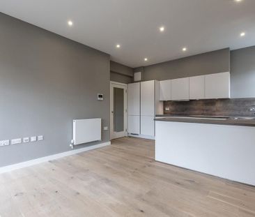 2 bedroom ground floor flat to rent - Photo 5