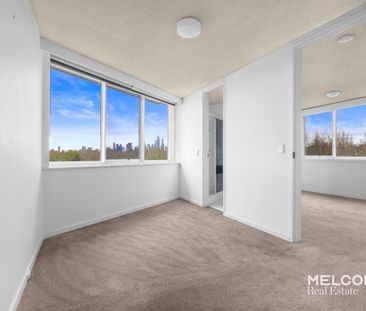 ENJOY THE BAYSIDE LIFESTYLE - UNFURNISHED - Photo 4