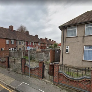 Bromhall Road - Photo 2