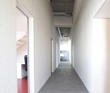 Be flexible and live on a budget - Photo 3