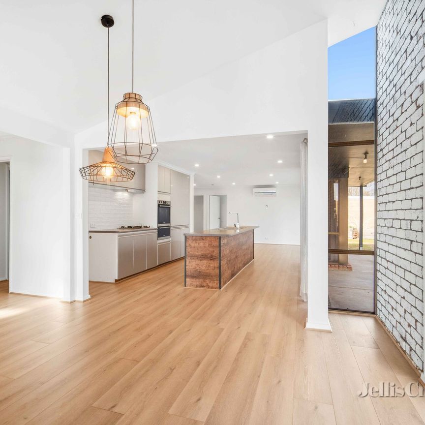 2 Kindilan Court, Delacombe - Photo 1