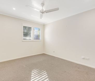 BEACHSIDE APARTMENT - RAINBOW BAY - Photo 5