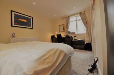 3 bedroom Flat in St Pauls Street, Leeds - Photo 5