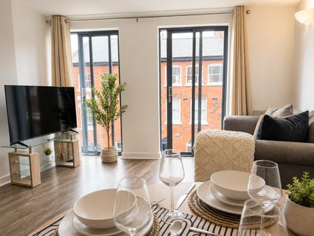 1 Bed Flat, Spencer Point, B18 - Photo 2