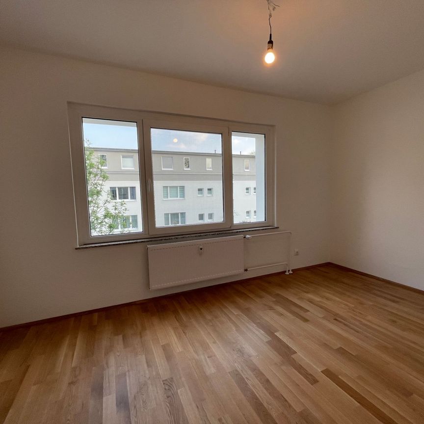 *** modernisiert! 3-Zimmer-Wohnung in erster Etage mit Balkon *** - Photo 1