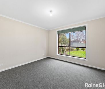 Beautiful Home just move in and relax - Photo 4