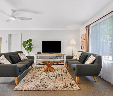 Quaint and Charming Furnished Home - Photo 1