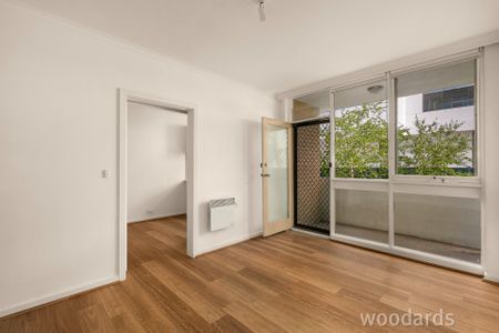 Getting Around Is Easy! - Photo 2