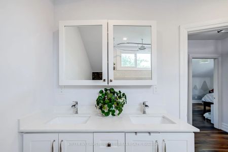 Detached Home For Lease | E9019175 - Photo 4