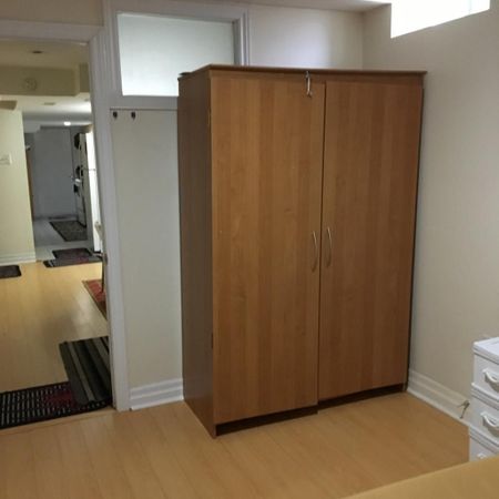 For Lease - 5363 Longhouse Crescent Unit# Basement, Mississauga, Ontario - Photo 2