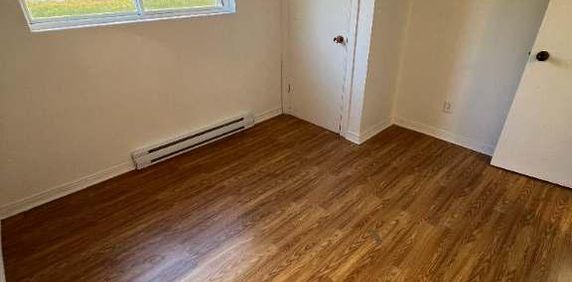 Beau 5½ à louer – 337 rue de la Promenade, Boisbriand Disponible dès maintenant – 1580 $/mois - Photo 2