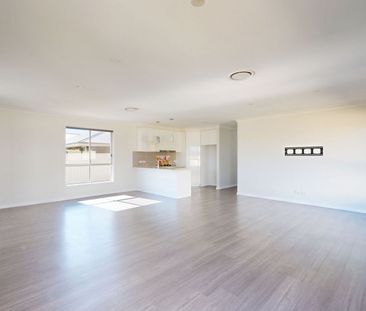 Modern Living in an Ideal Location - Photo 3